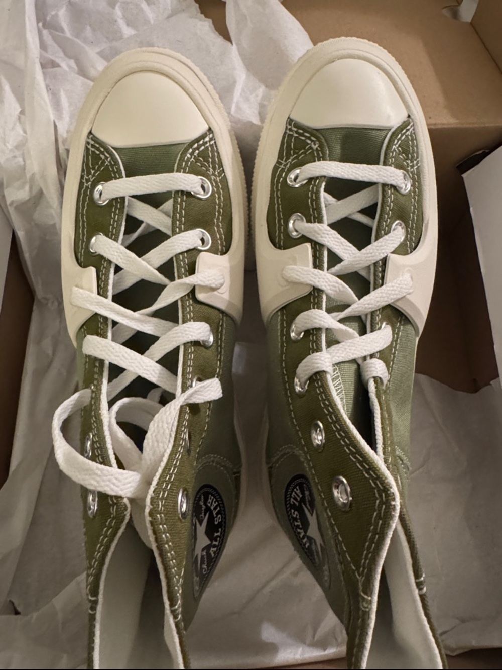 Converse unisex Olive Green and Cream High-Top Platform Sneakers - Picture 4 of 9